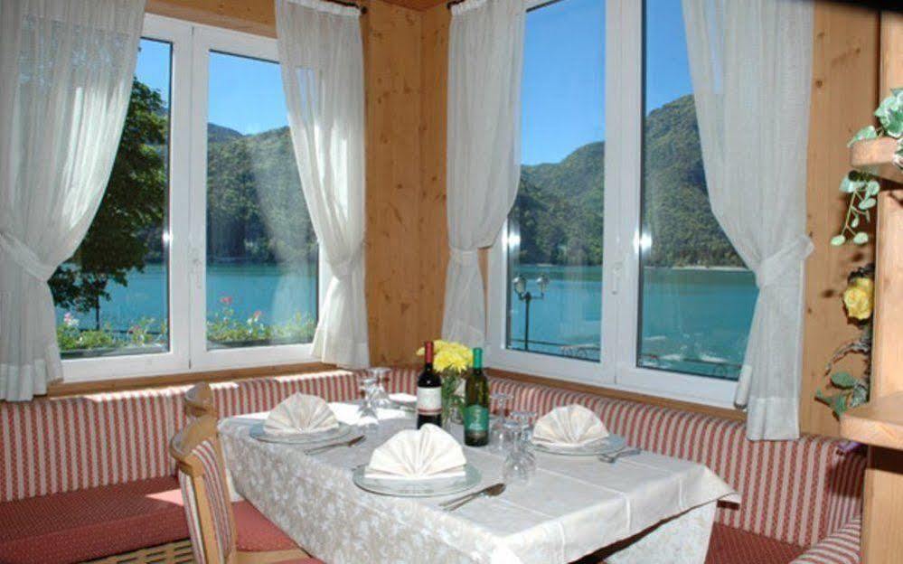 Albergo Mezzolago Buitenkant foto